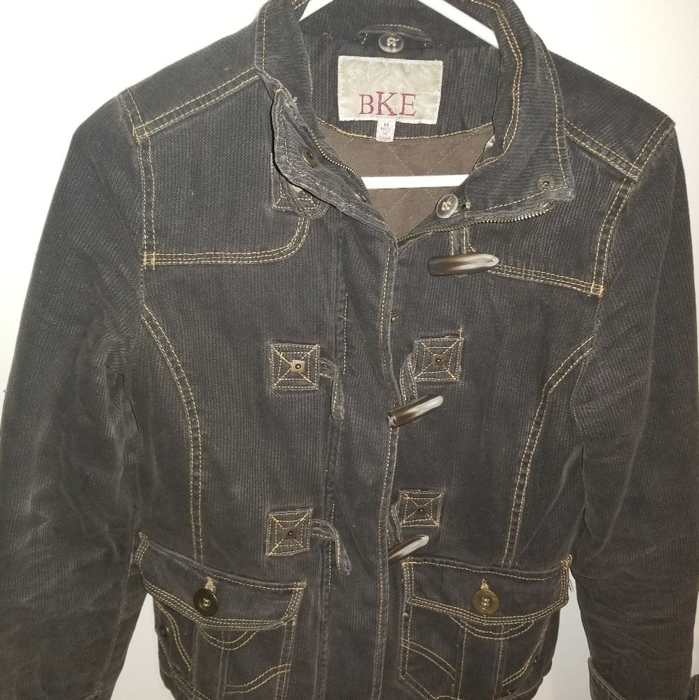 Buckle Coat